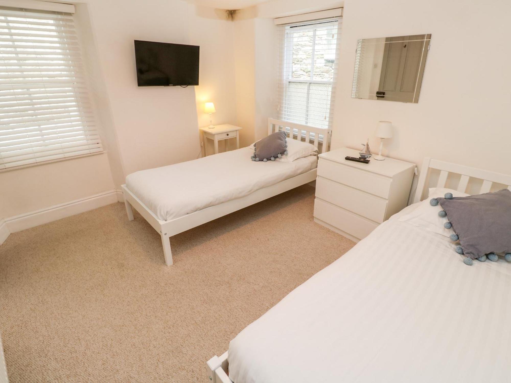 Bay Tree Cottage Лу Екстериор снимка