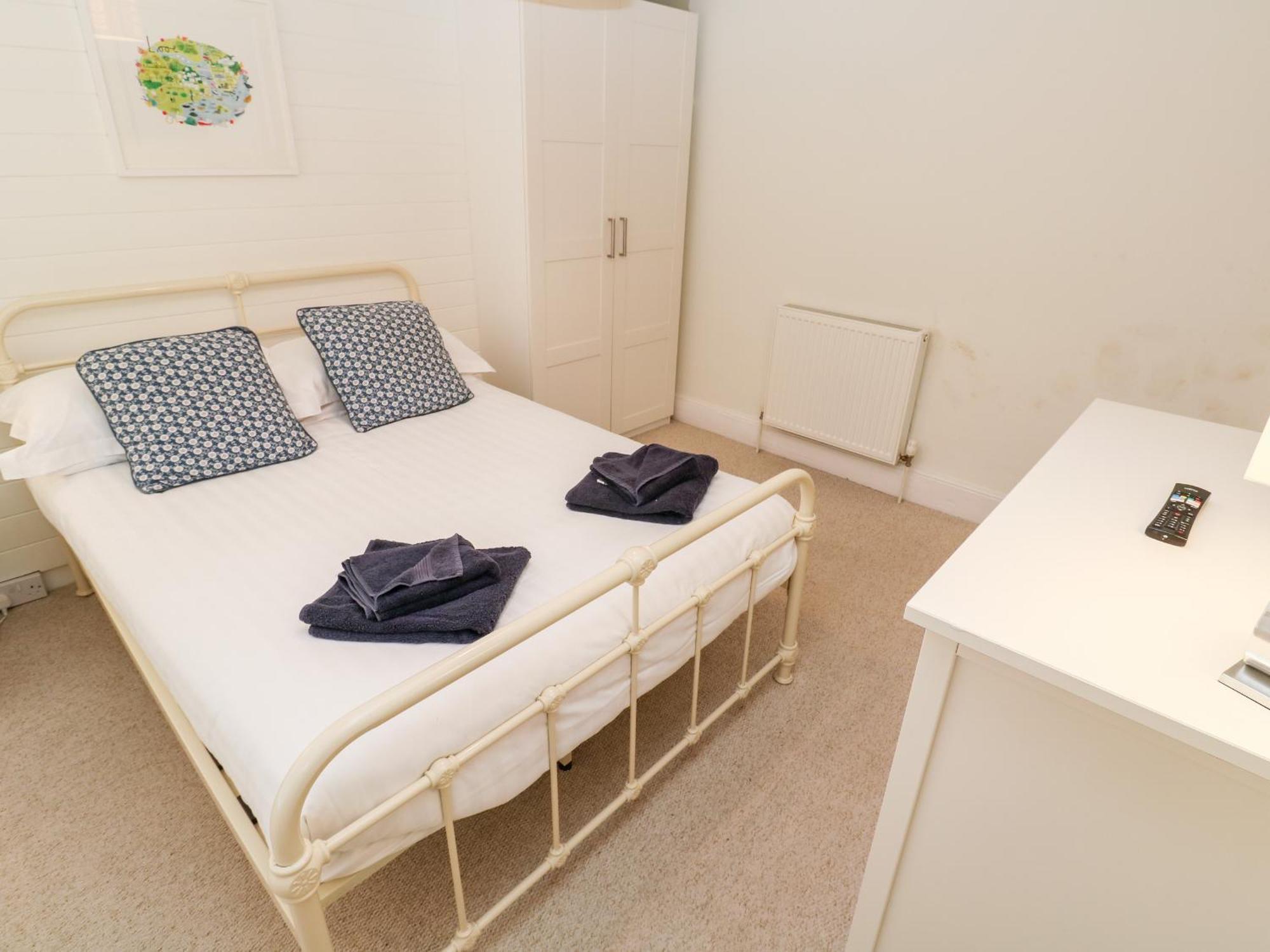 Bay Tree Cottage Лу Екстериор снимка